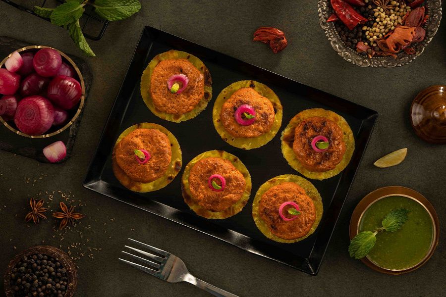 Lucknowi Galouti Kebab | Varqi Roti Bite