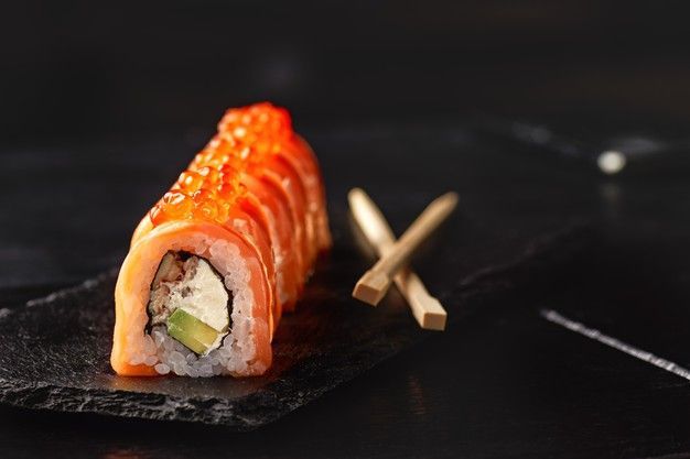 Salmon Avocado Roll