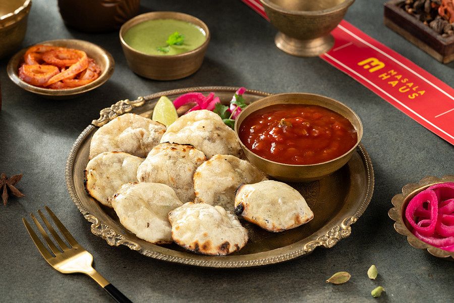 Mini Cheese Naans [8 Pcs]