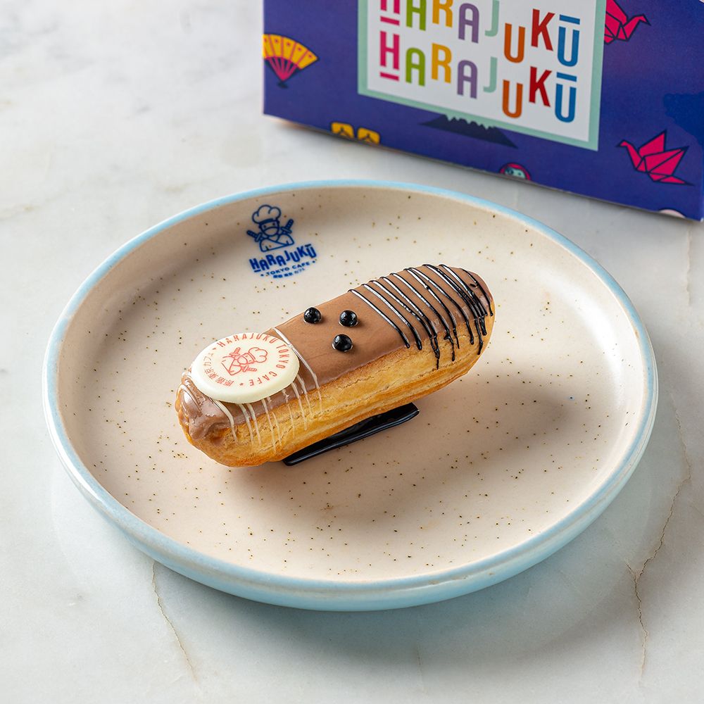 Salted Caramel Eclair