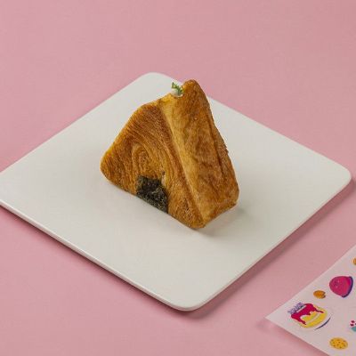 Puffs & Croissant new