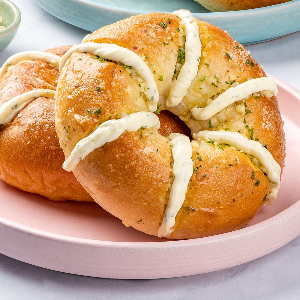 Garlic Cheese Bomb