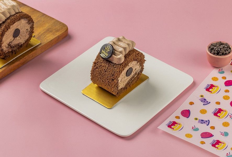 Japanese Roll Cake Chocolate Slice