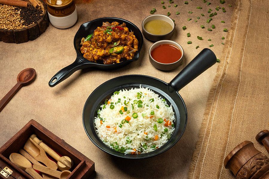 Veg Fried Rice With Chilli Gobi