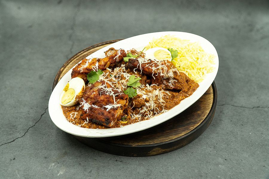 Murg Musallam (Bone)