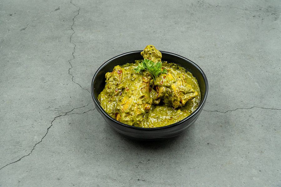 Saagwala Punjabi Chicken