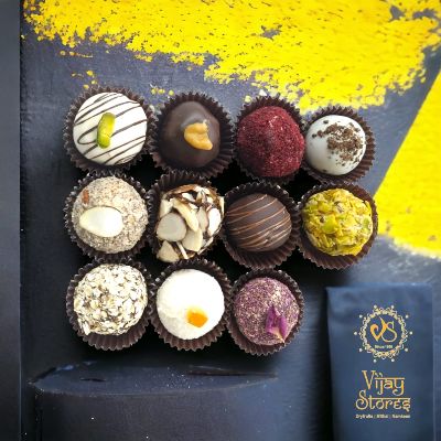 CHOCOLATES & BROWNIES