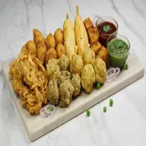 Assorted Bhajiya Platter