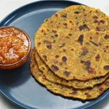 Methi Thepla With Chundo
