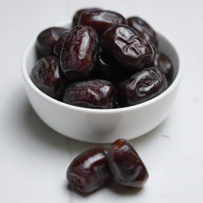 Black Dates (500 Gms)