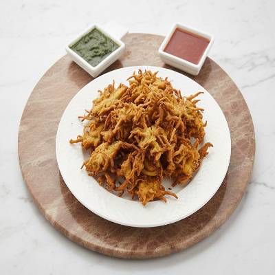 Kanda Bhajiya (Onion Pakoda)