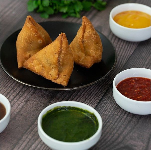 Frozen Punjabi Samosa Big