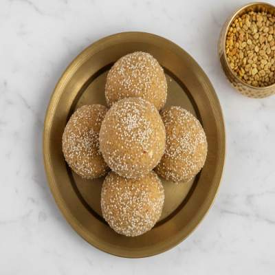 Jaggery Methi Ladoo