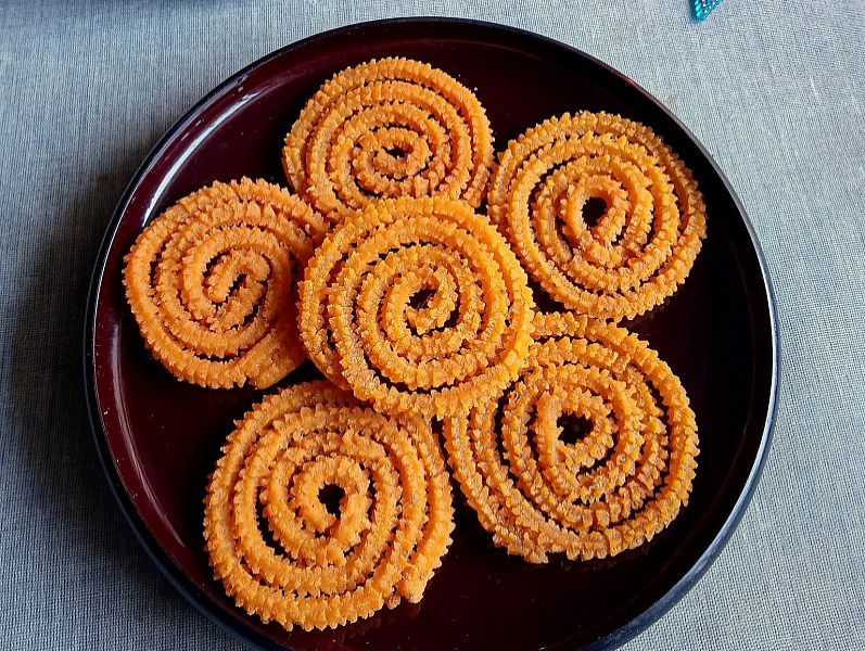 Moong Dal Chakli