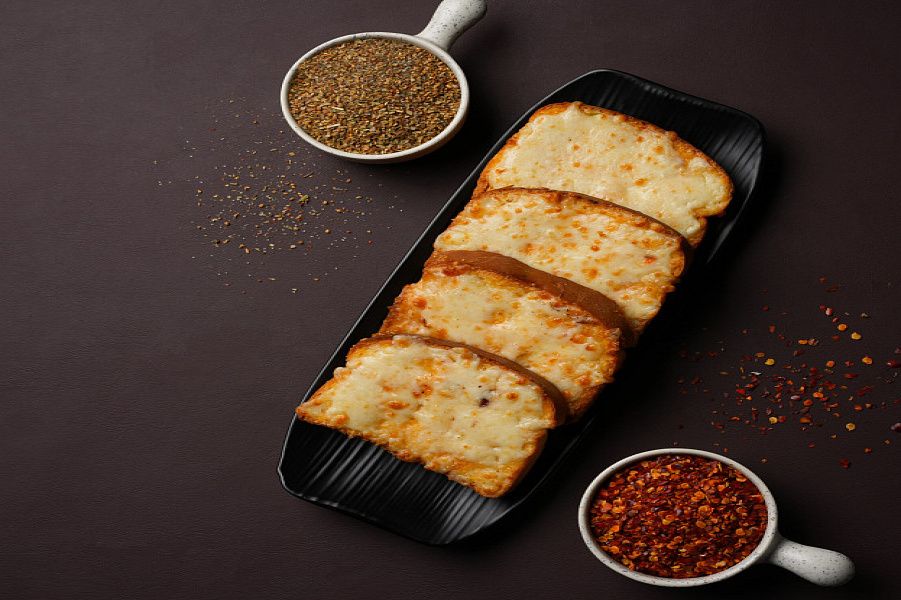 Garlic Bread With Cheese
