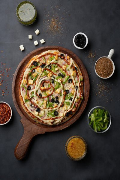 Veg Makhani Pizza