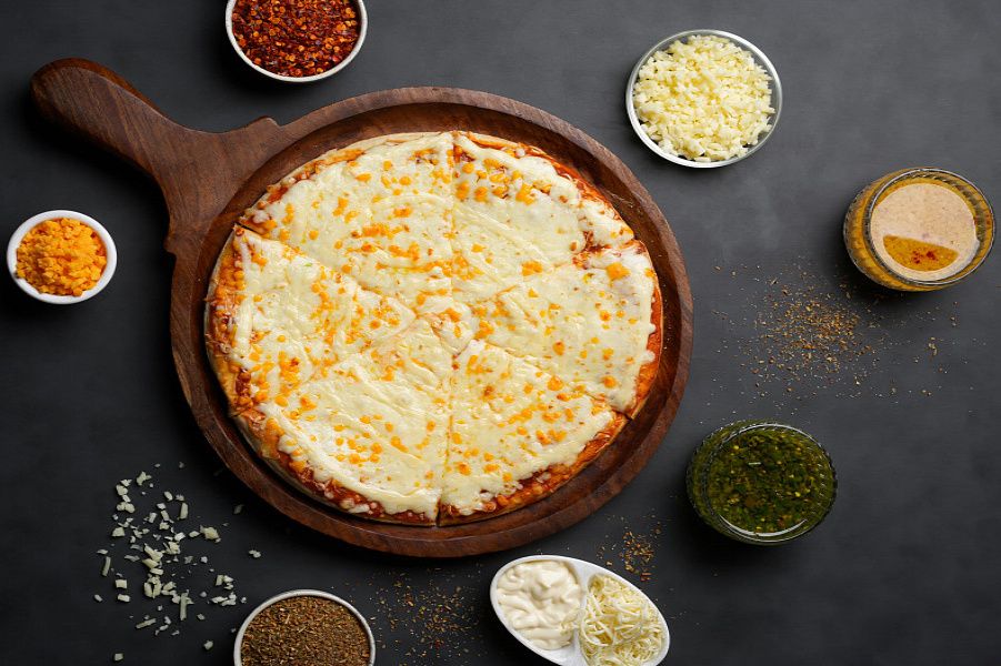 Cheesy Heaven Pizza