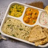 North Indian Executive Meal (2 Roti,Jeera Rice,Dal Tadka,Matar Paneer,Raita,Pickled Onion&Papad)
