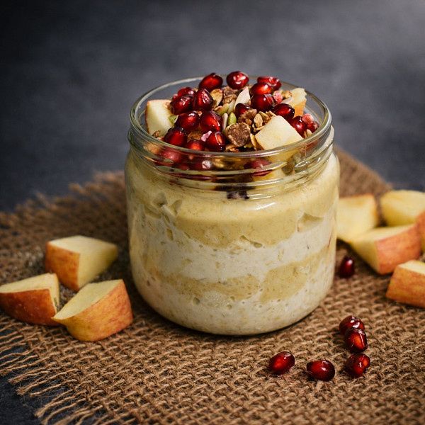 Peanut Butter Overnight Oats With Fruits