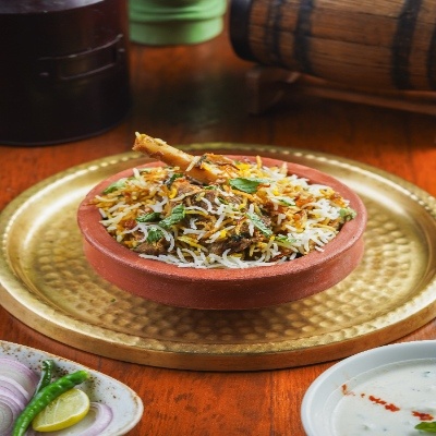 Lucknowi Dum Parda Gosht Biryani