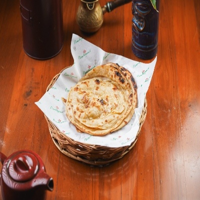 Tandoori Lacchedar Paratha 