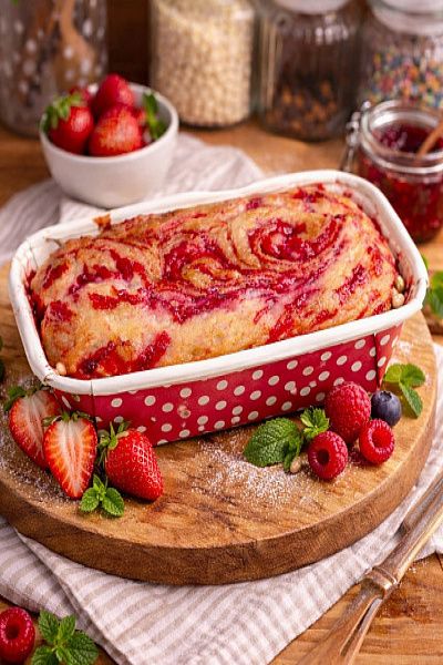 Vanilla Strawberry Time Cake [250 Gms]