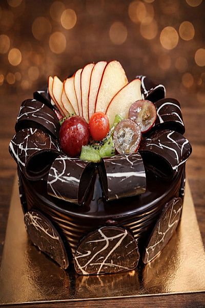 Fruit Chocolate Flavour Exotic Cake