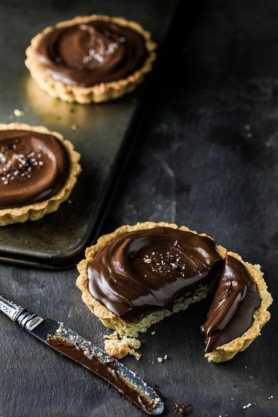 Tarts Dark Chocolate Flavour