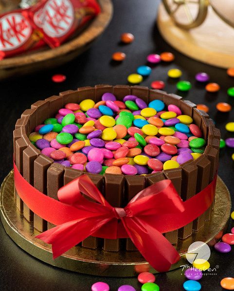 Kitkat & Gems Premium Exotic Cake