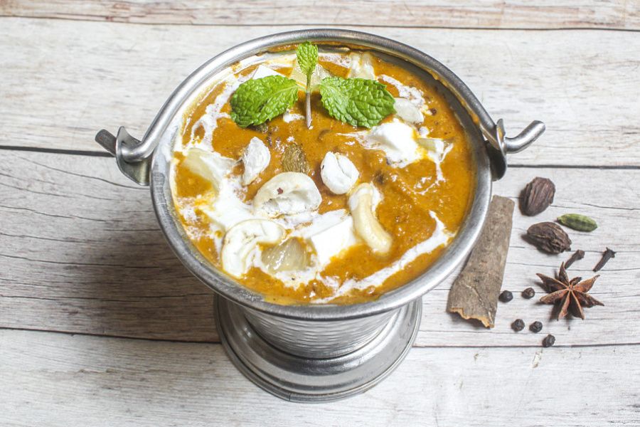 Dal E Mint