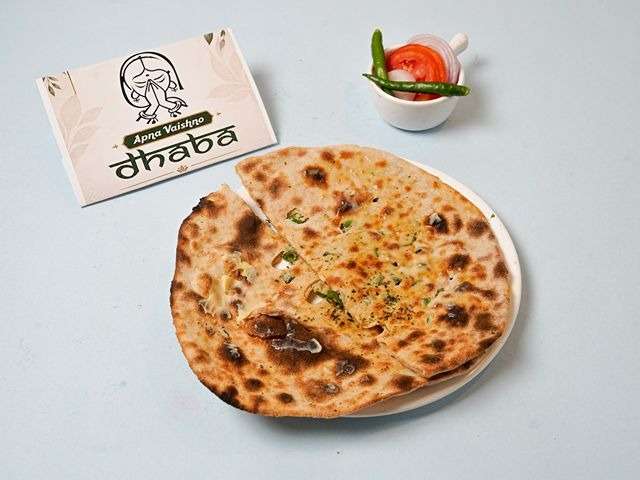 Hari Mirch Ka Paratha