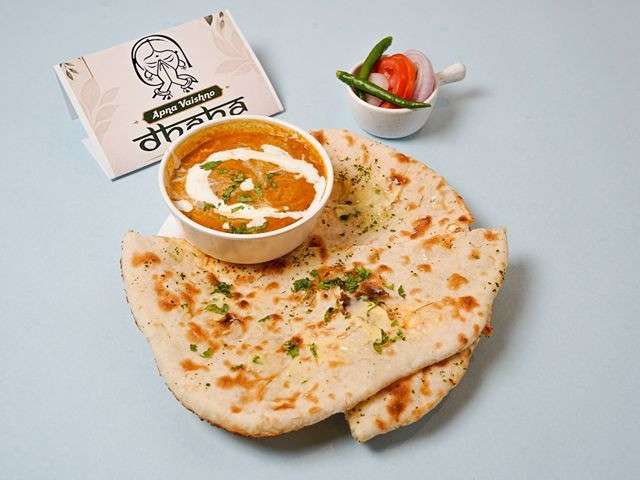 Paneer Naan with Gravy