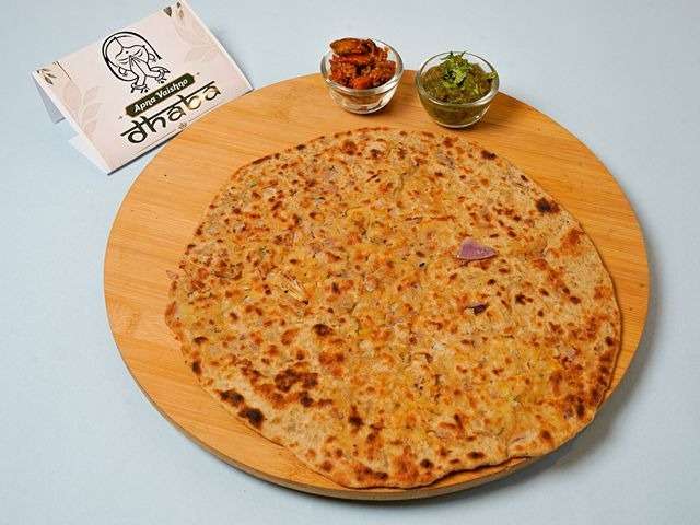 Aloo Pyaz Paratha