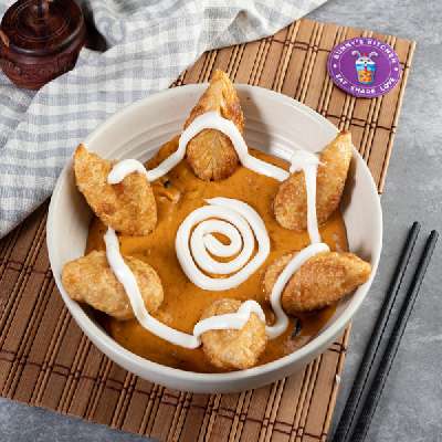 Makhani Gravy Momos