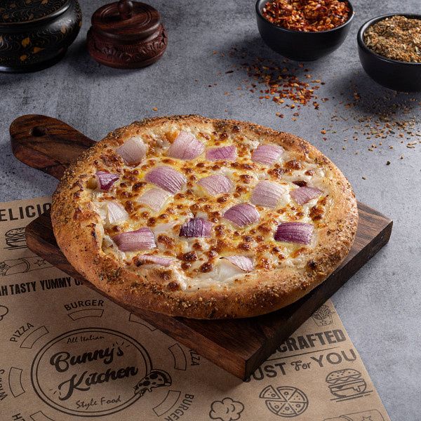 Onion Pizza
