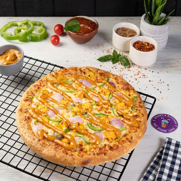 Tangy Paneer Pizza