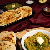 Mutter Kulcha (2Pcs)