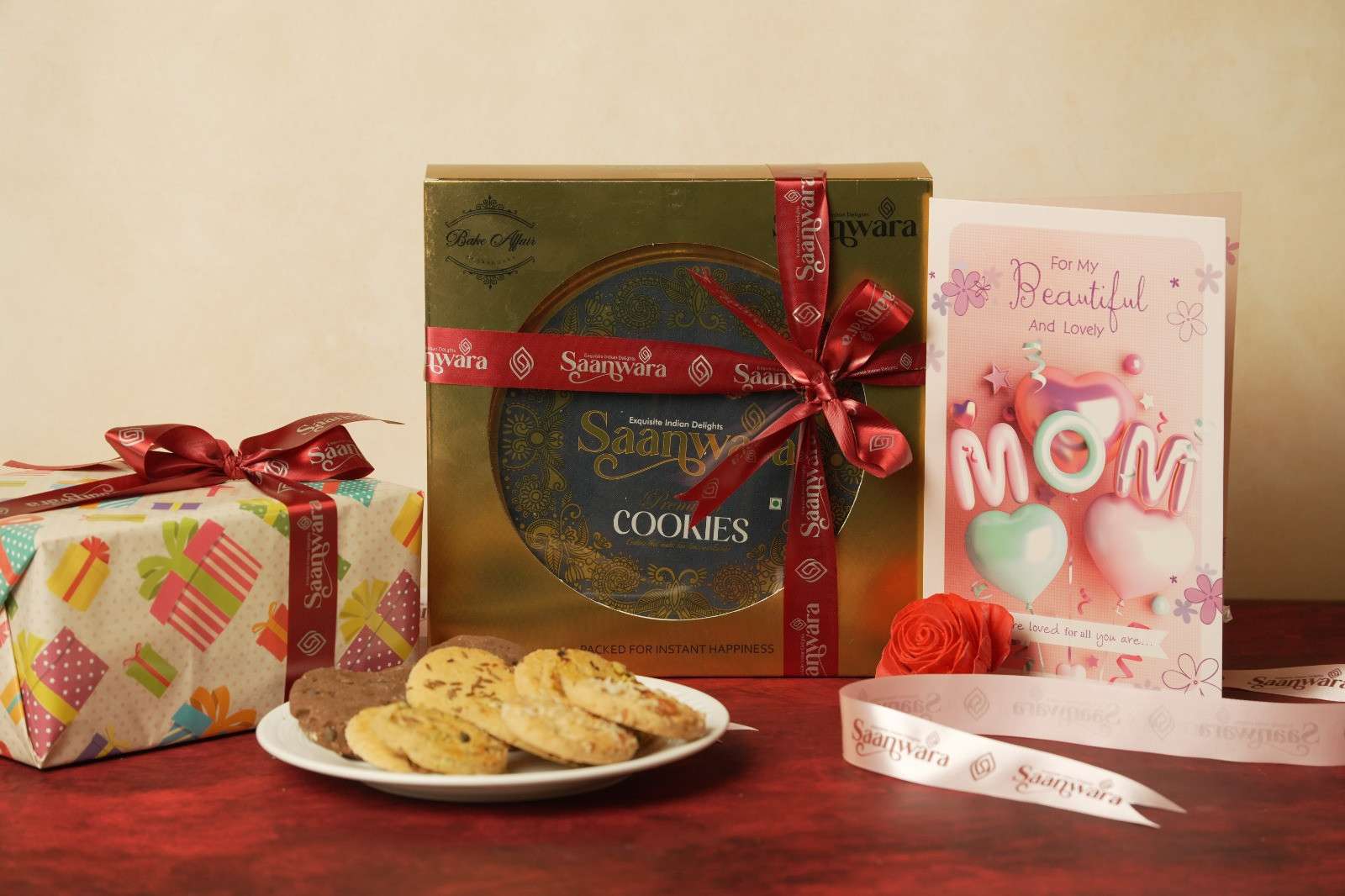 Golden Assrted Cookie Gift Pack