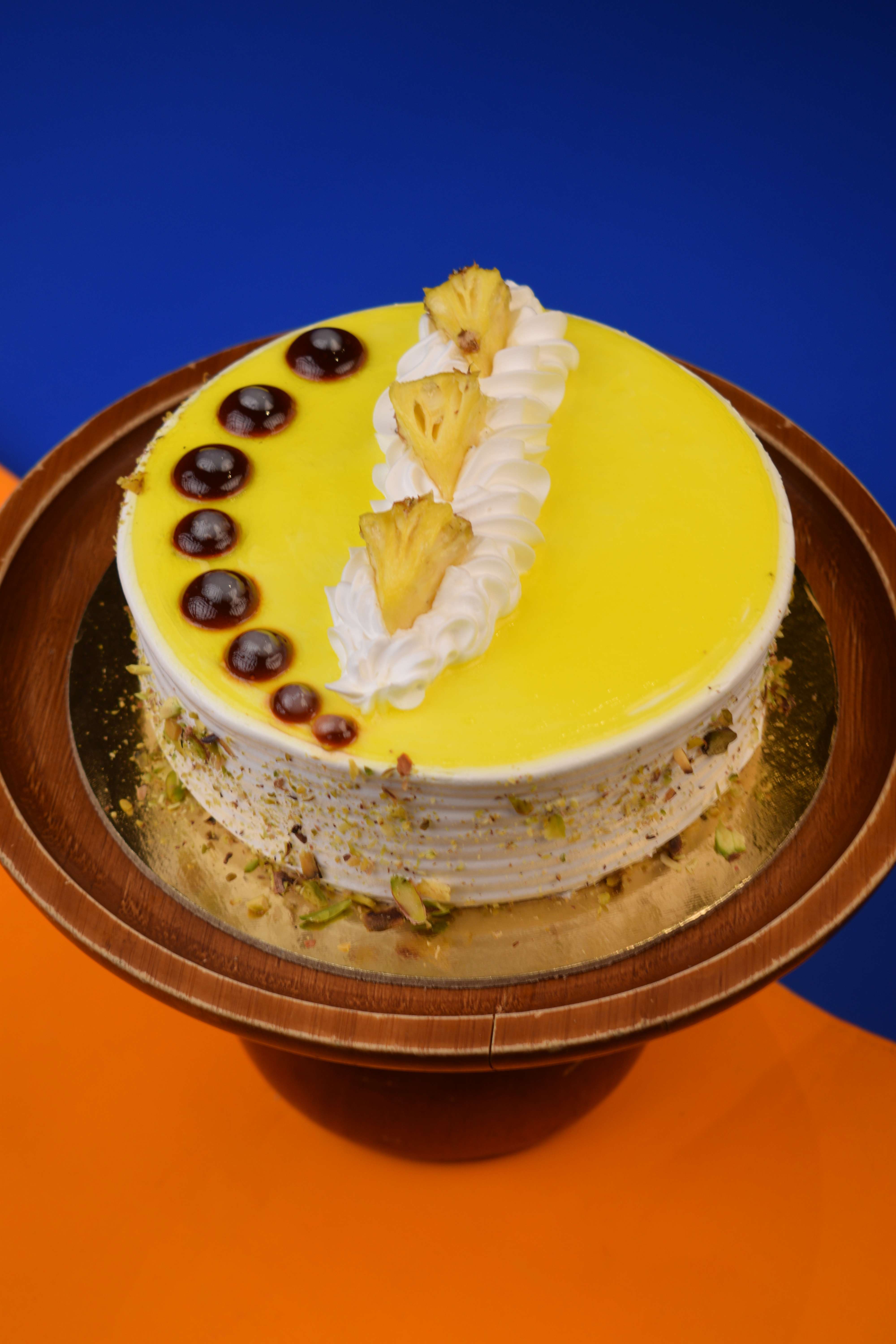 Pineapple Cake 500 G [Eggless]