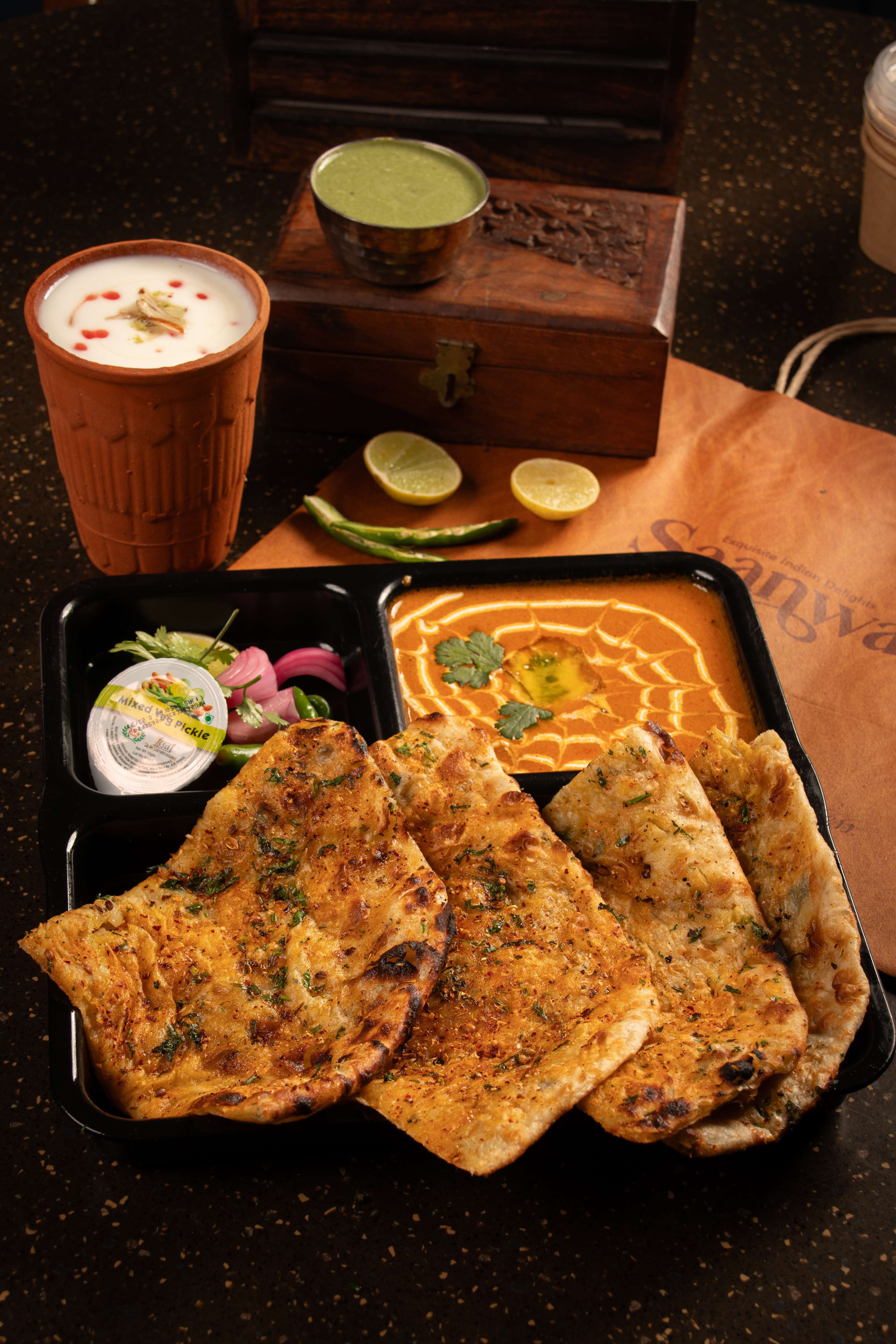 Amritsari Kulcha With Choley