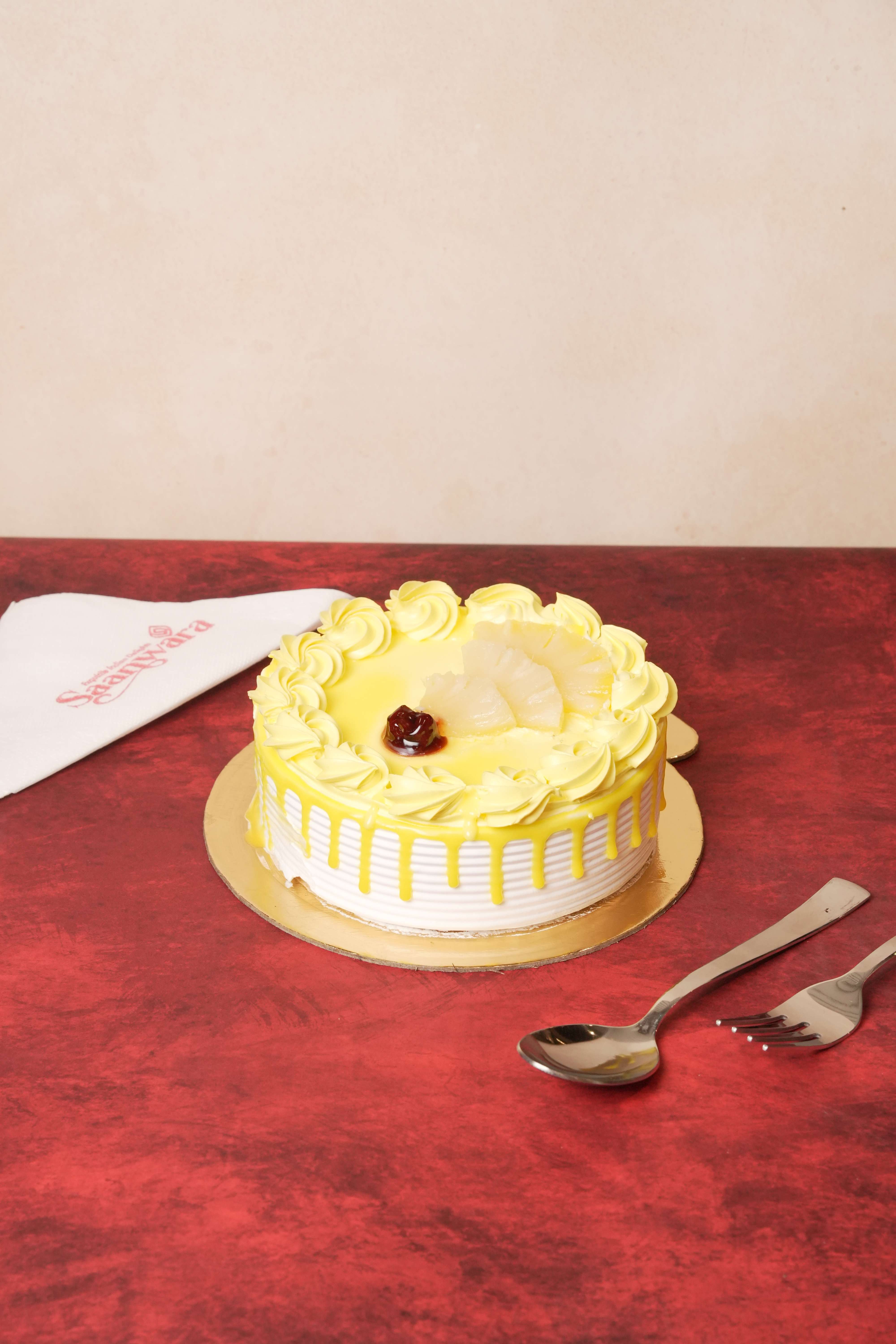 Pineapple Cake 500 G [Eggless]