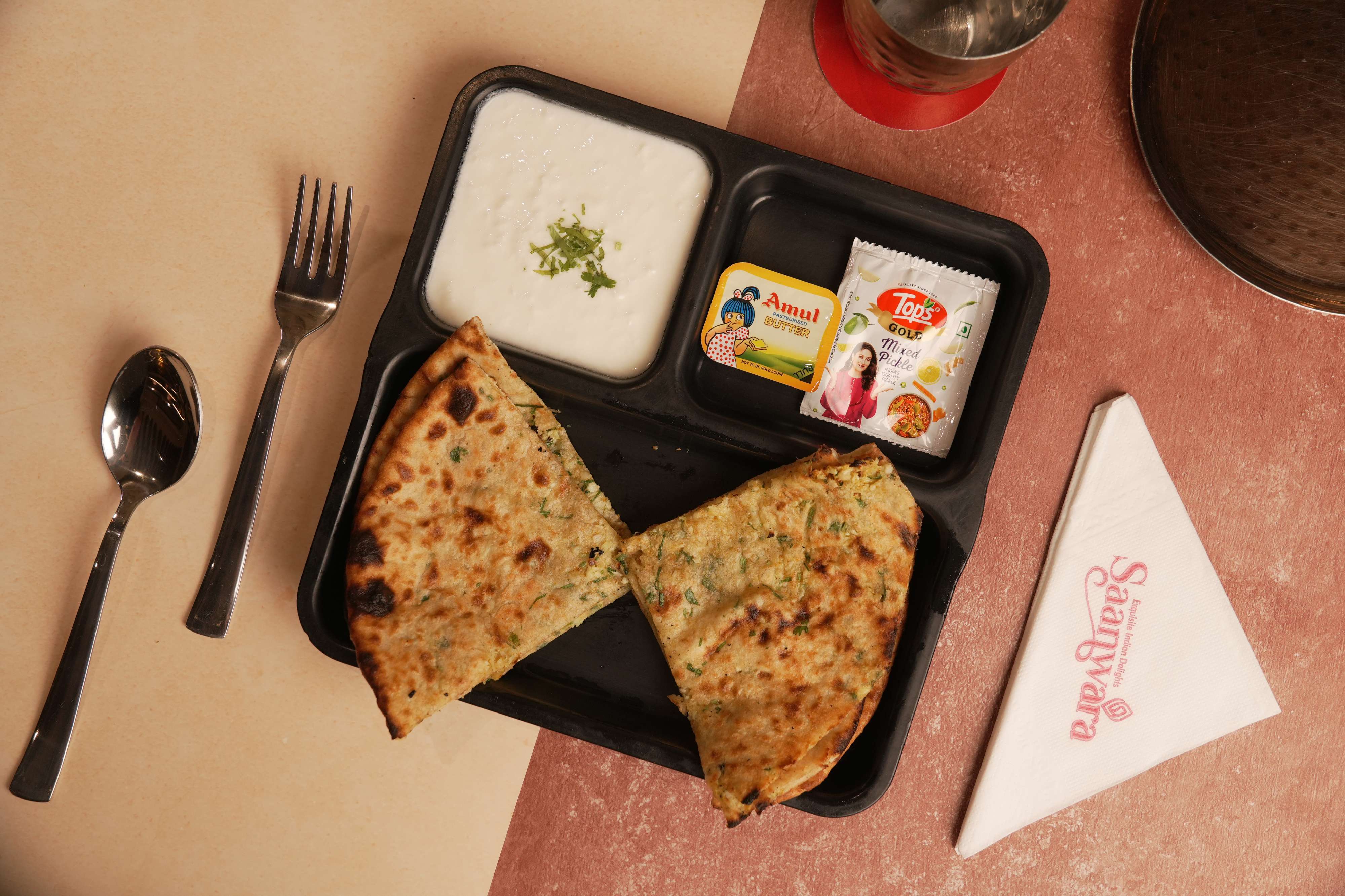 .Gobhi Parantha 2Pcs