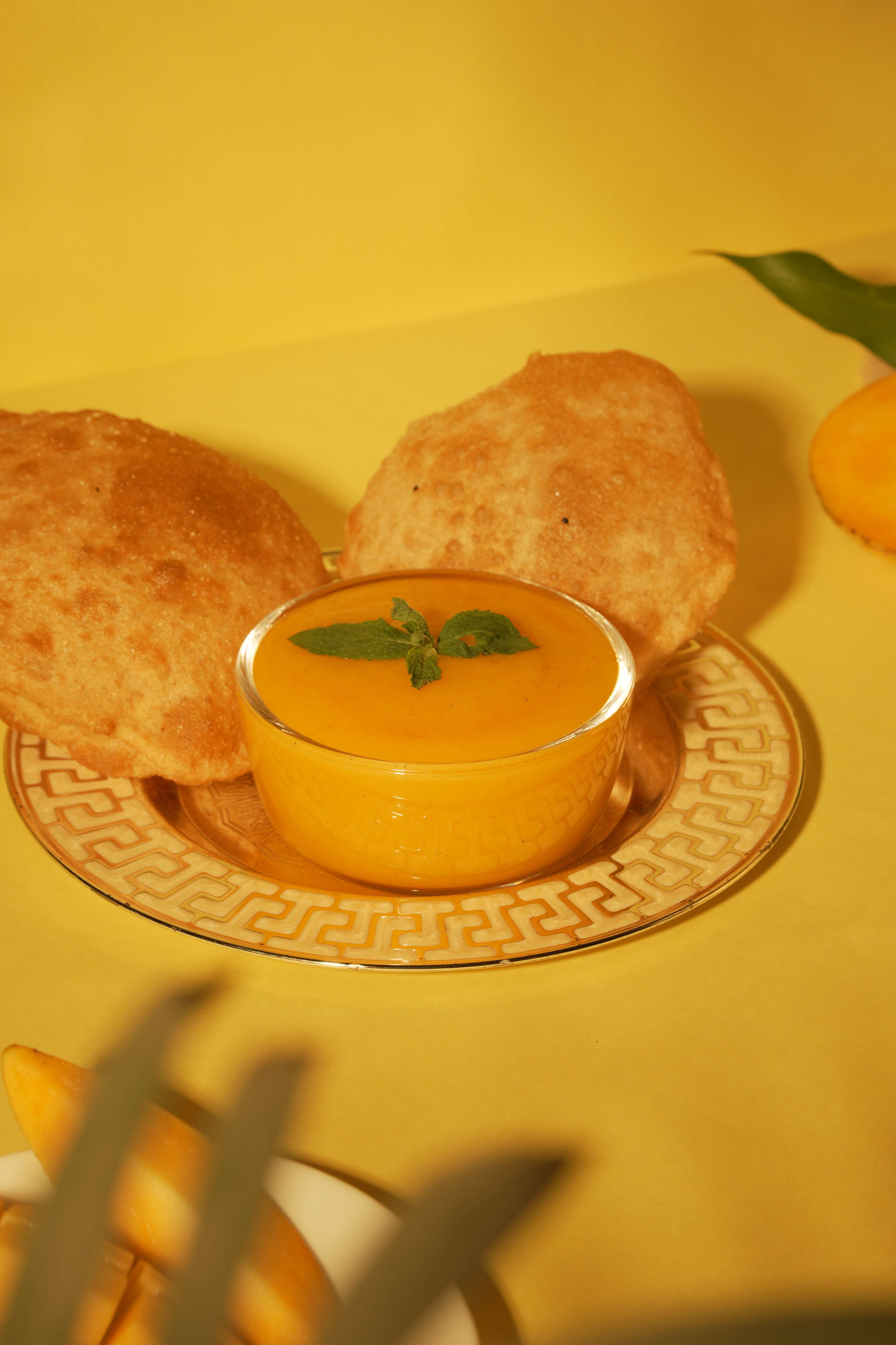 Aam Ras With Poori (4pcs)