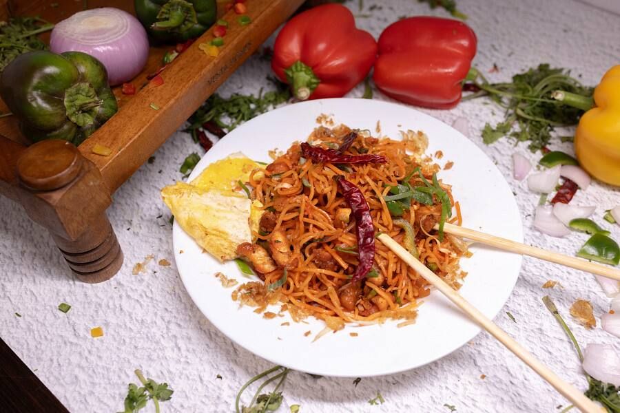 Non Veg Chilly Garlic Noodle
