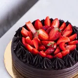Chocolate Strawberry Cake