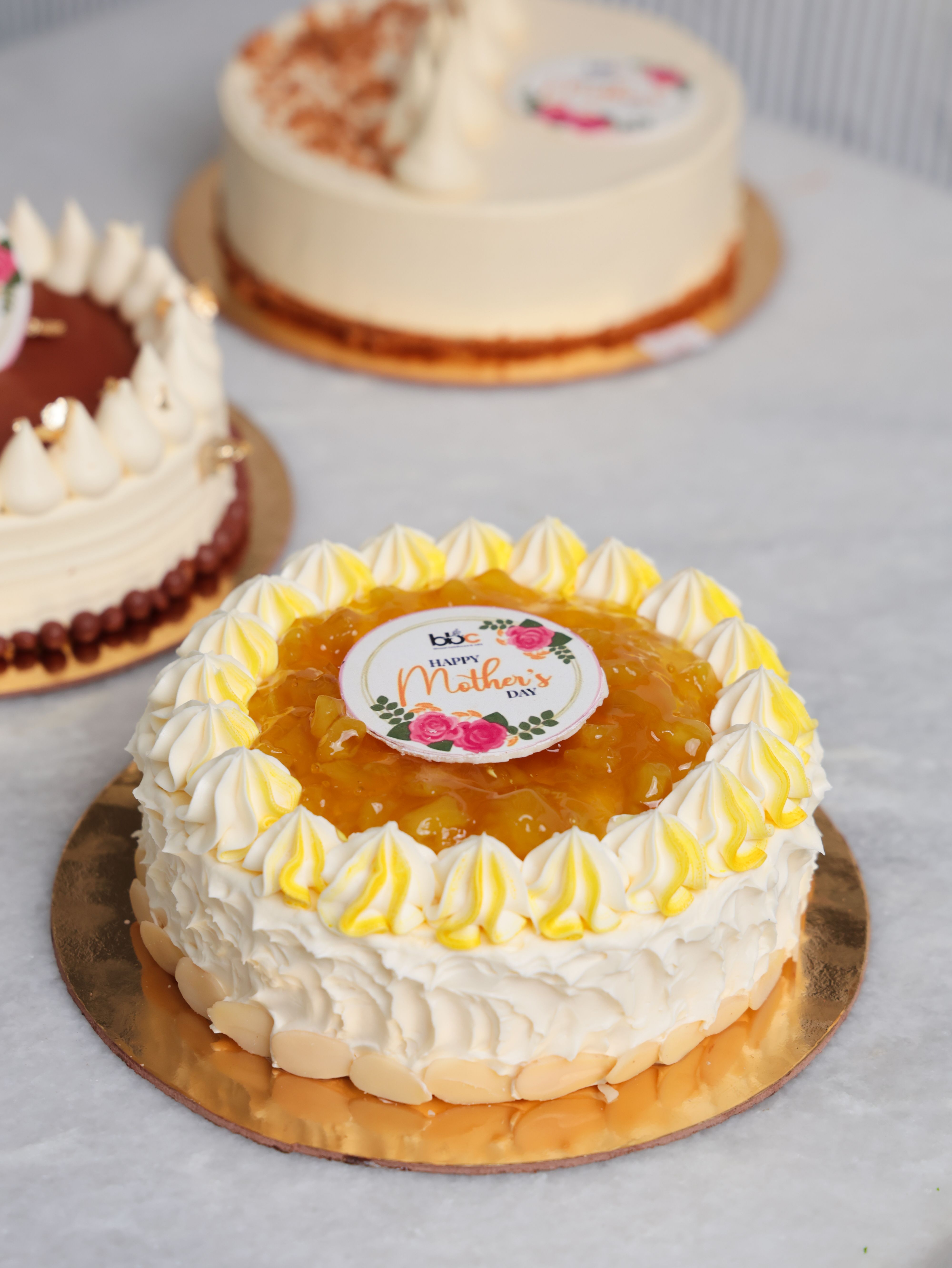 Mother'S Day Special Tropical Pineapple Cake