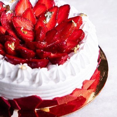 Seasonal Strawberry Specials