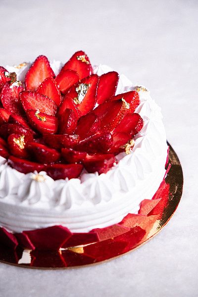 Strawberry Creme Pastry