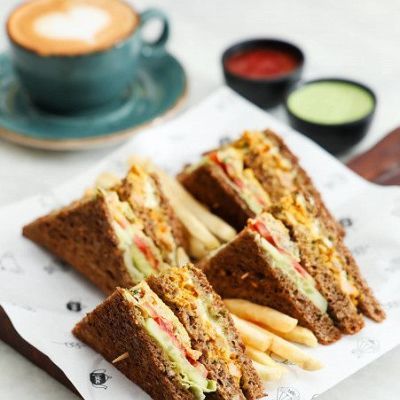 Burgers & Sandwiches