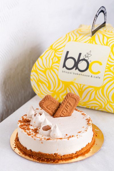 Biscoff Cake